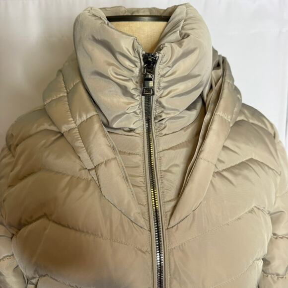 Laundry by Shelli Segal Beige Hooded Long Puffer Coat XS Cinched Waist - Picture 5 of 9